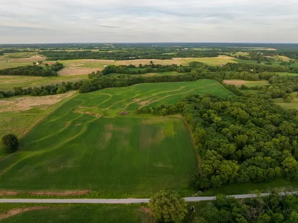 NE Marshall RD, Hamilton, MO 64644