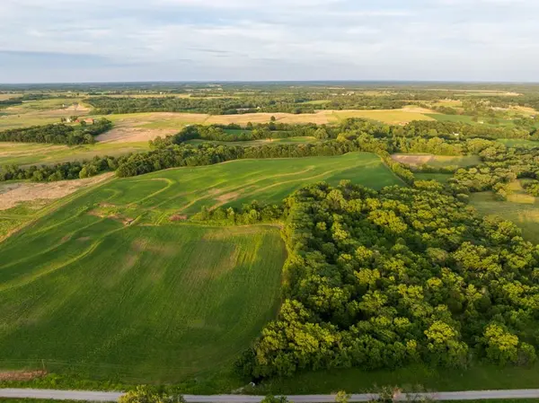 NE Marshall RD, Hamilton, MO 64644