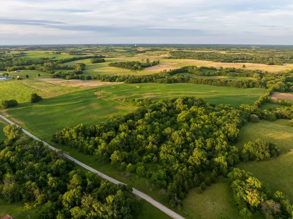 NE Marshall RD, Hamilton, MO 64644