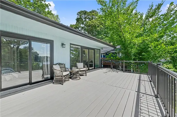 16 M ST, Lake Lotawana, MO 64086