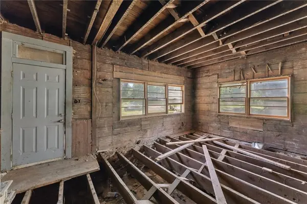 703 E 4th ST, Ottawa, KS 66067