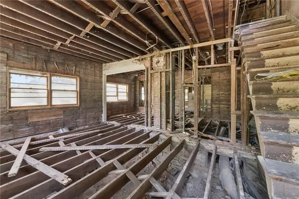 703 E 4th ST, Ottawa, KS 66067