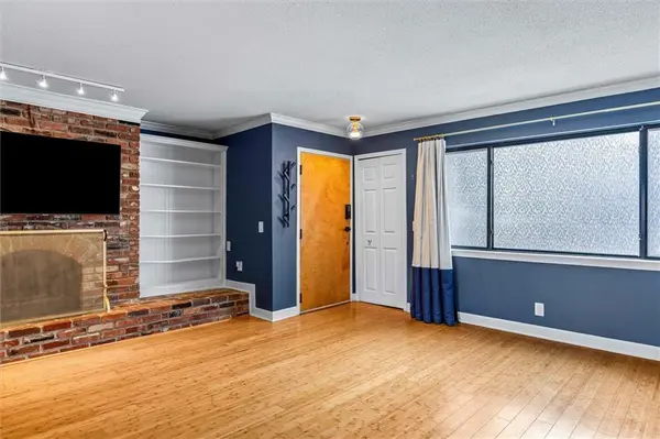4056 Warwick BLVD #3, Kansas City, MO 64111