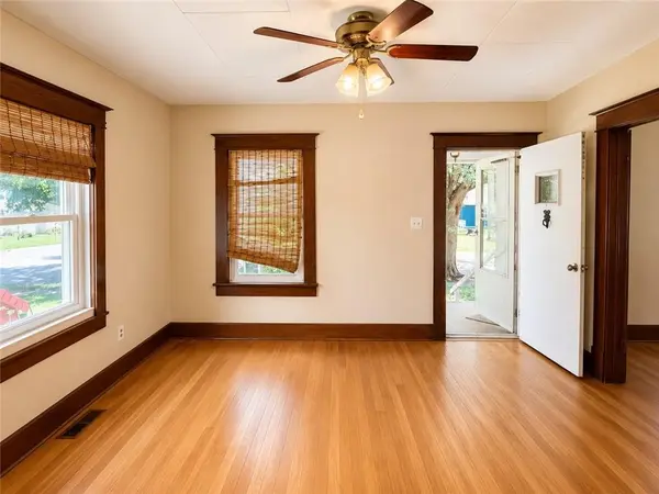 1104 S Sneed AVE, Sedalia, MO 65301