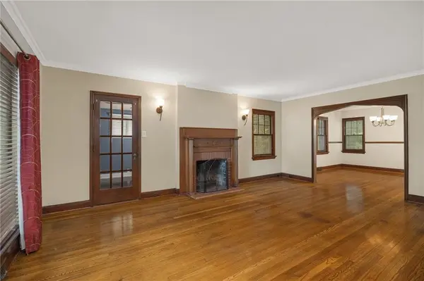 2004 Ashland AVE, St Joseph, MO 64506