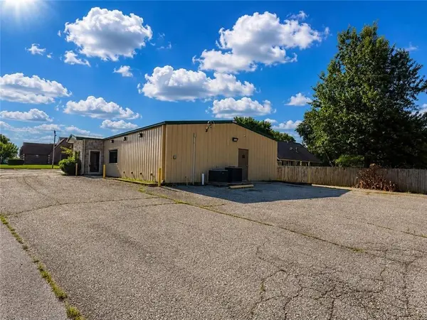 205 W Saint John ST, Girard, KS 66743