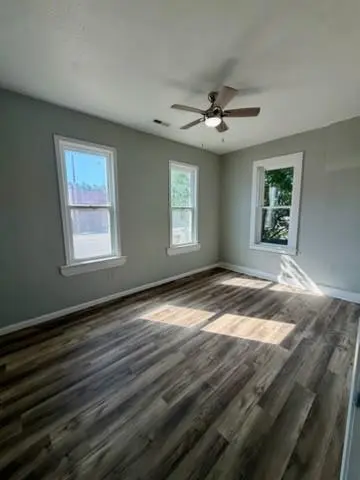 1814 St Joseph AVE, St Joseph, MO 64505
