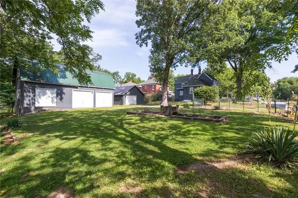1919 South ST, Lexington, MO 64067