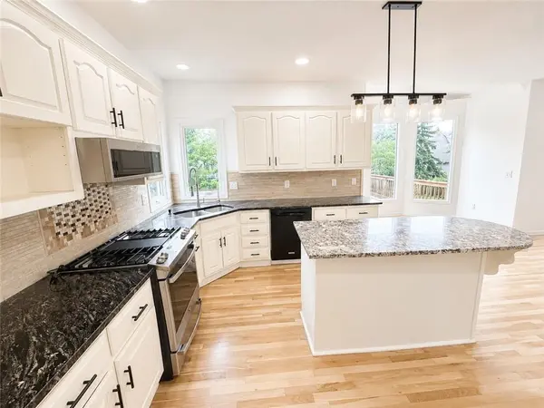 12258 Rene ST, Olathe, KS 66062