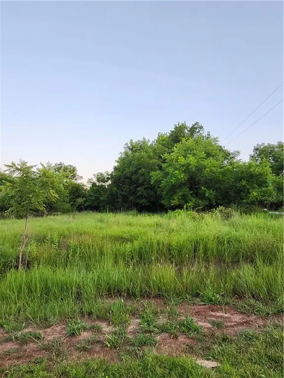 54 Oklahoma DR, Linn Valley, KS 66040