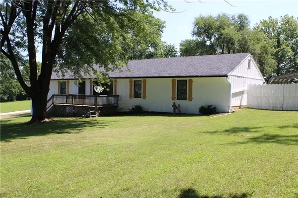 2511 N Yocum RD, Independence, MO 64058