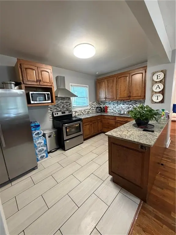 301 Myrtle AVE, Kansas City, MO 64124