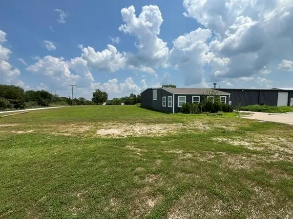 31933 Old KC Road RD, Paola, KS 66071