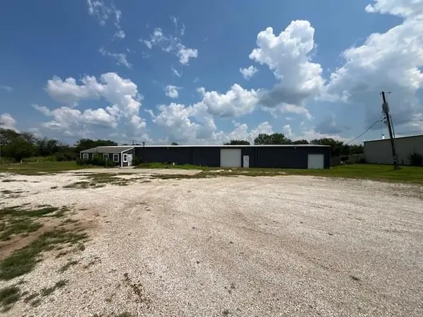 31933 Old KC Road RD, Paola, KS 66071