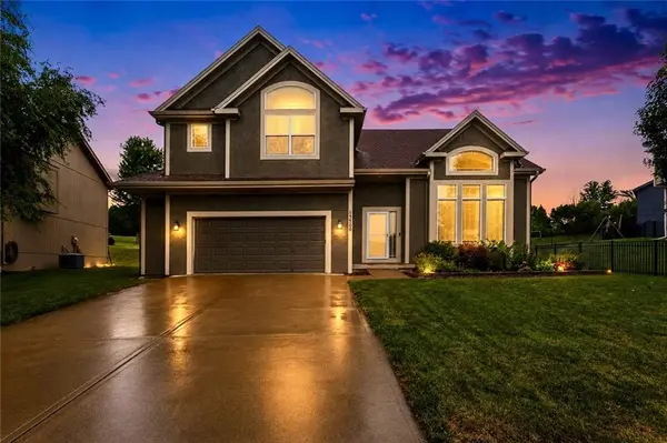 15700 NW 125th ST, Platte City, MO 64079