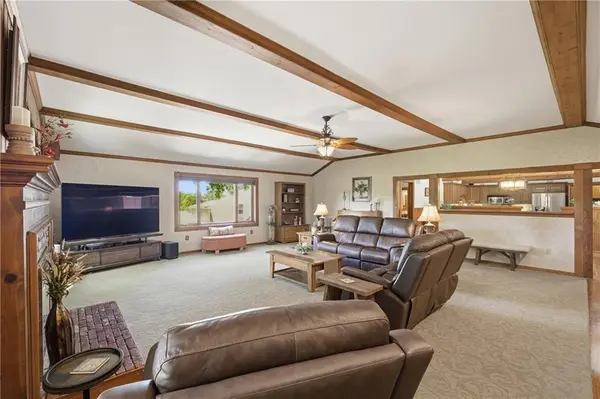 25045 W 215 ST, Spring Hill, KS 66083