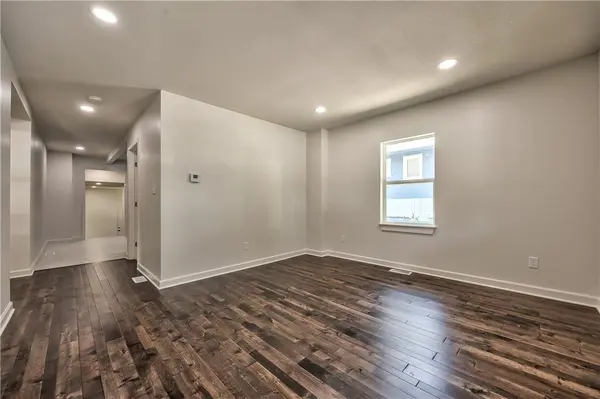 1426 S HOME AVE, Independence, MO 64052