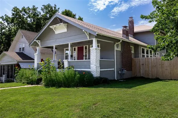 1545 Cleveland AVE, Kansas City, KS 66104