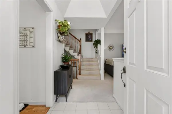 6716 W 126th ST, Leawood, KS 66209