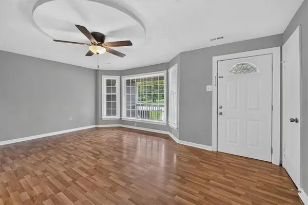 207 W North AVE, Belton, MO 64012