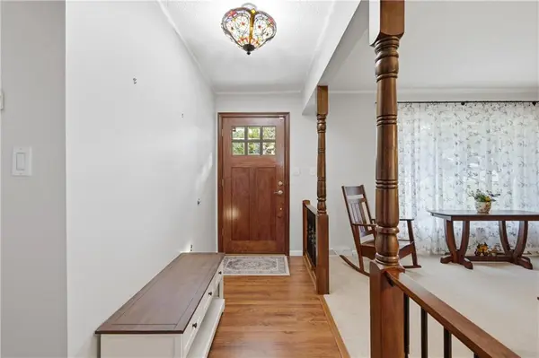 2412 SW Paris DR, Blue Springs, MO 64015