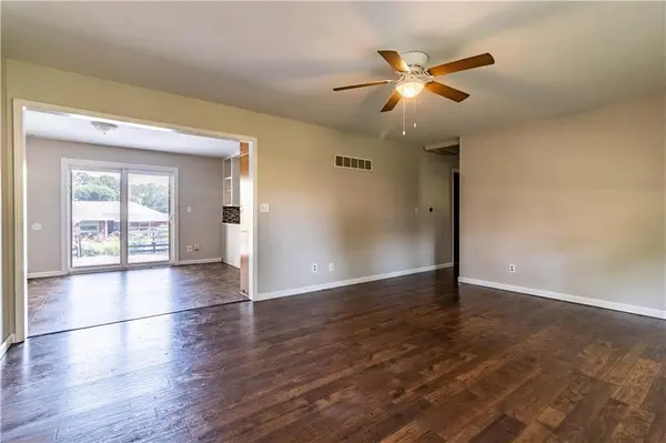 403 Benjamin DR, Warrensburg, MO 64093