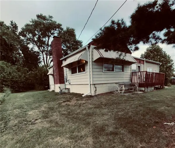2404 NE 72nd ST, Kansas City, MO 64118