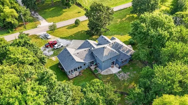 33403 E Nebgen RD, Grain Valley, MO 64029