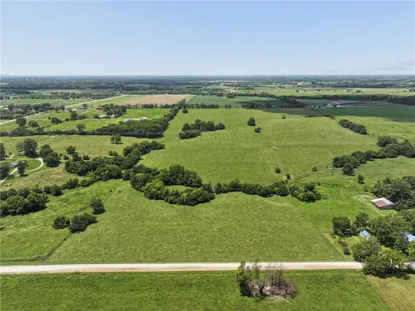 00001 Mission Belleview RD, Louisburg, KS 66053
