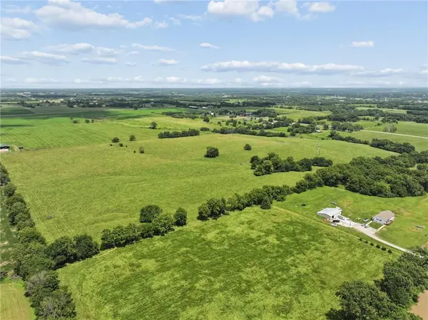 00001 Mission Belleview RD, Louisburg, KS 66053