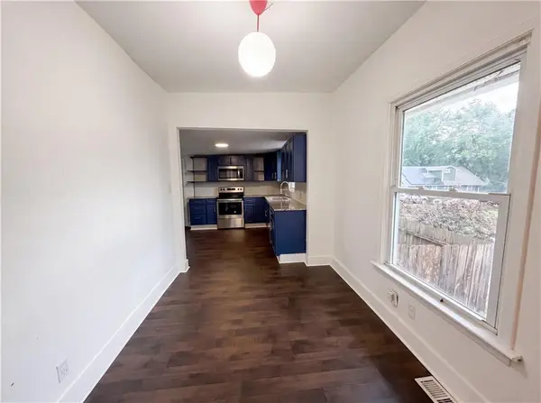 1316 E 44th ST, Kansas City, MO 64110