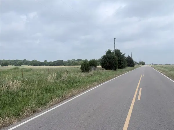 00000 W 160 HWY, Independence, KS 67301