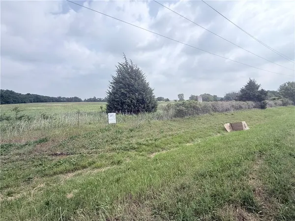 00000 W 160 HWY, Independence, KS 67301