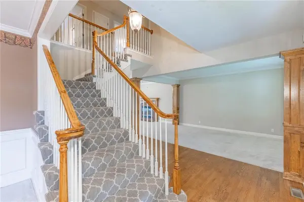 14320 Stearns ST, Overland Park, KS 66221