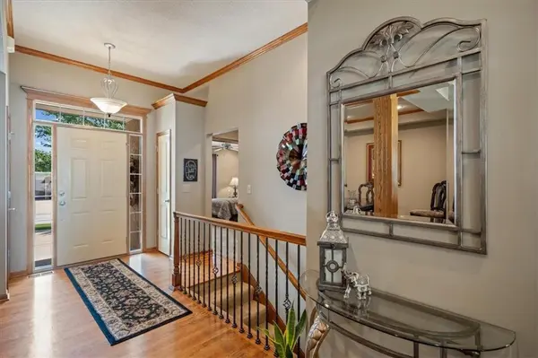 804 NW Cedar LN, Grain Valley, MO 64029