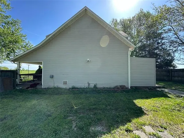 214 Mo-C HWY, Rayville, MO 64084