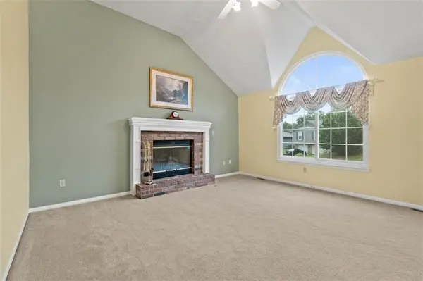 3420 S Shrank CT, Independence, MO 64055