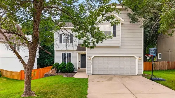 13987 W 147TH ST, Olathe, KS 66062