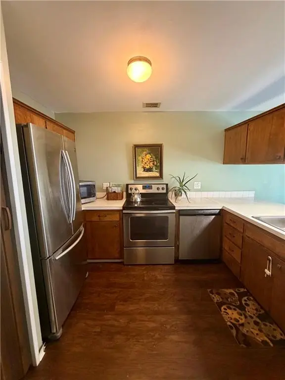 6575 W 49TH ST, Mission, KS 66202