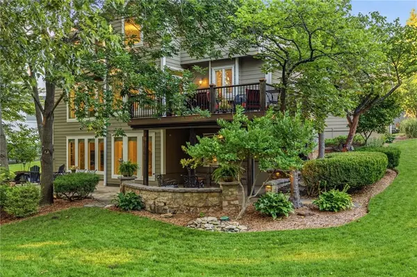 13212 Fontana ST, Leawood, KS 66209