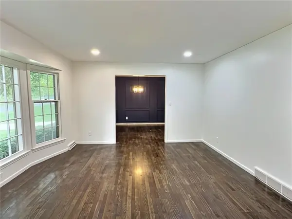 619 W 114th TER, Kansas City, MO 64114