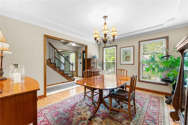 8448 Constance ST, Lenexa, KS 66215