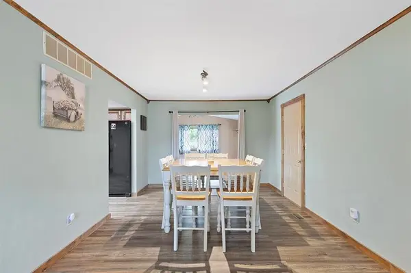 14874 E Redbird RD, Nevada, MO 64772