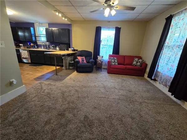 430 Walnut AVE, Osawatomie, KS 66064