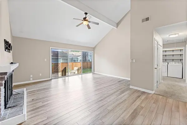 8023 Halsey ST, Lenexa, KS 66215