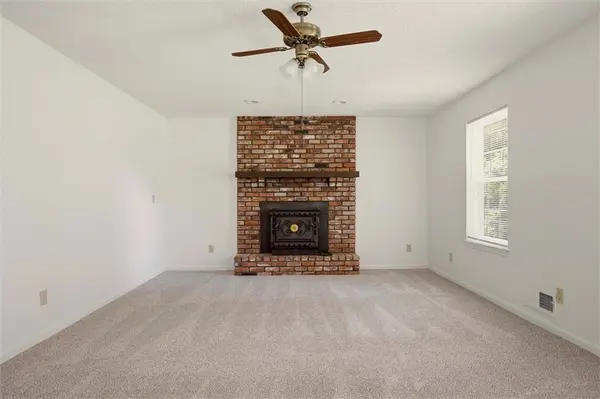 33701 E 275th ST, Garden City, MO 64747