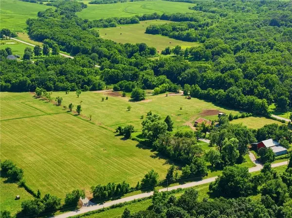 Tract B E 275th ST, Garden City, MO 64747