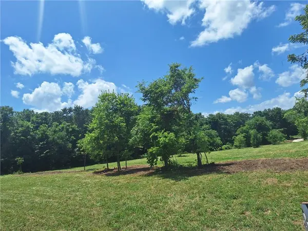 Tract D S Sycamore Grove RD, Garden City, MO 64747