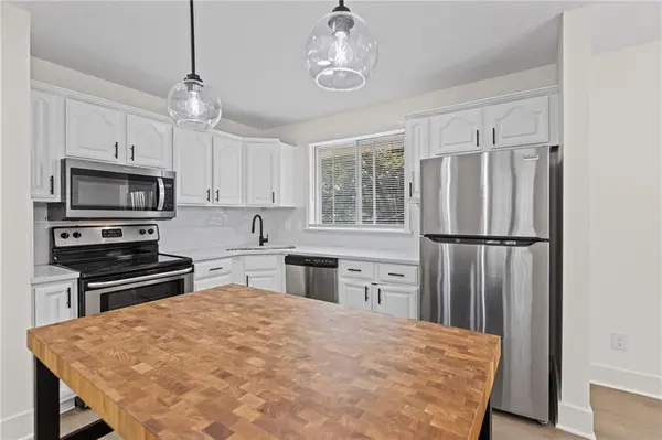 11810 Smalley AVE, Kansas City, MO 64134