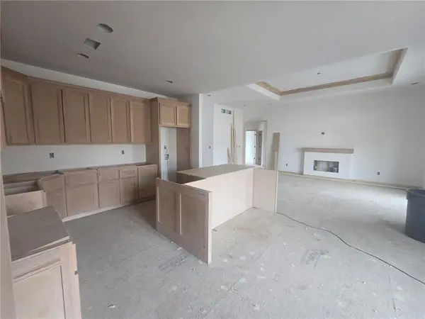 803 Kellogg ST, Pleasant Hill, MO 64080